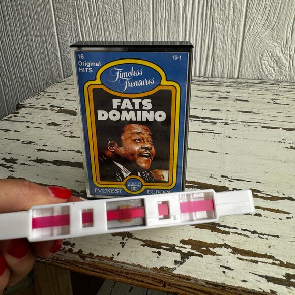 Fats Domino Timeless Treasures 16 Hits Cassette Tape Vintage Rhythm Blues Blue - Picture 2 of 7
